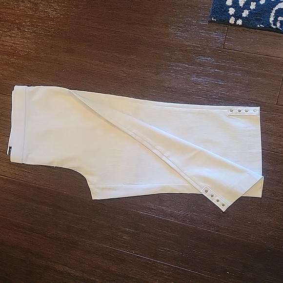 Counterparts Capri - Picture 4 of 4